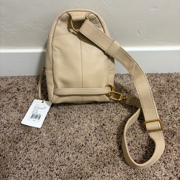 Hobo Fern Sling Crossbody Bag in Linen, Leather, NWT - Picture 3 of 9